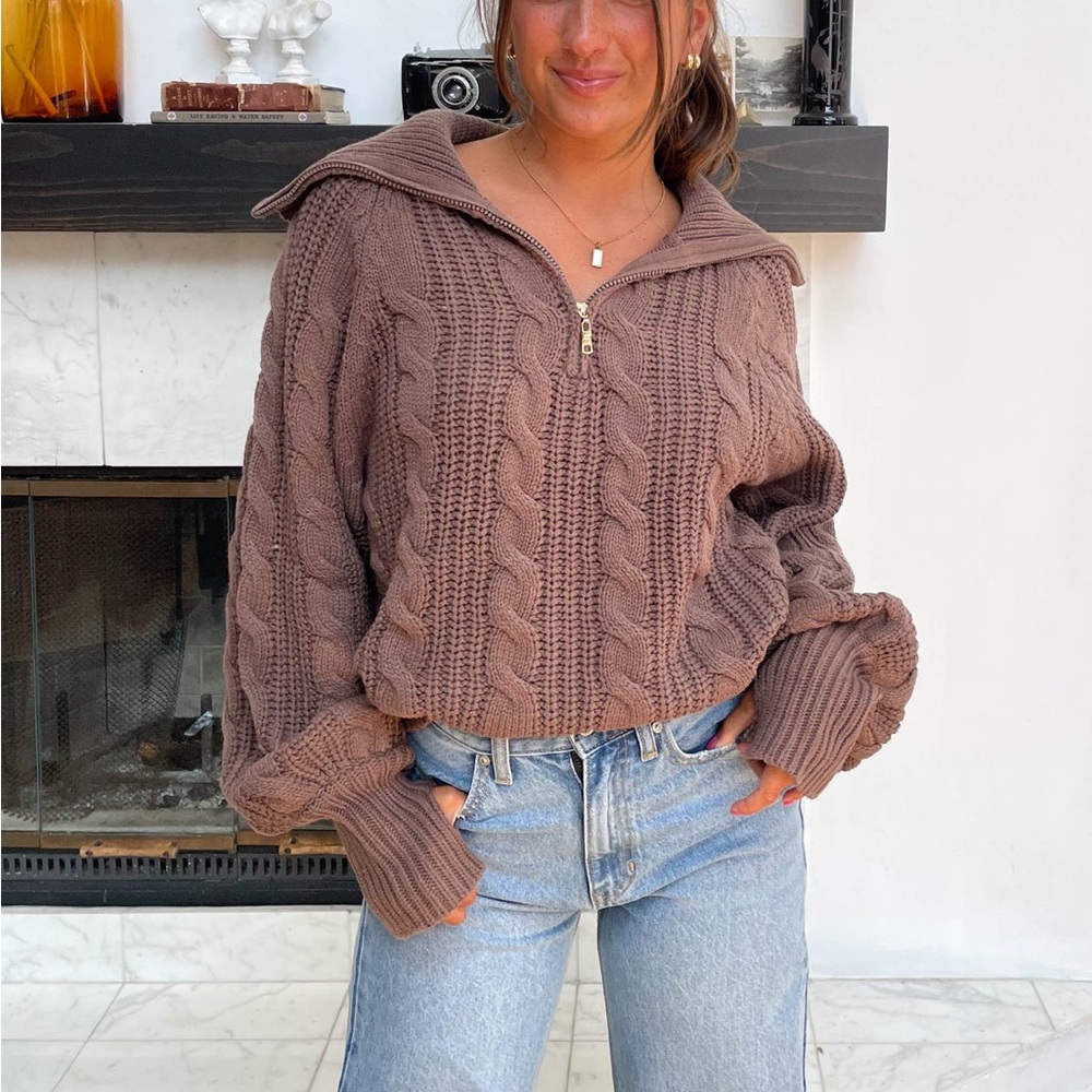 Grey Bandit S LET'S CUDDLE SWEATER IN BROWN